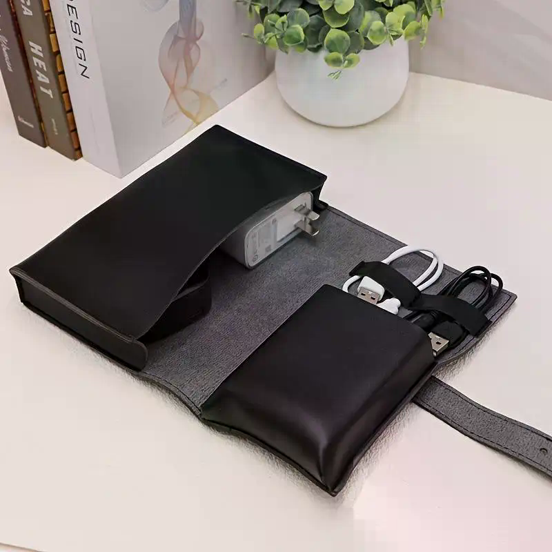 Tech Accessories Storage - Organizer multiscomparto in pelle PU da