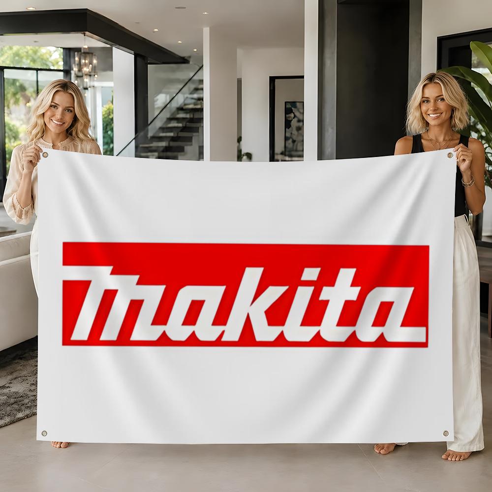 Bandiere con logo M-Makitas To - Tech Room Accessories recensione e prezzo