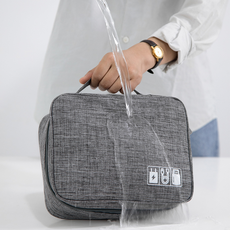 Borsa per organizer per cavi d - Tech Accessories Storage recensione e prezzo